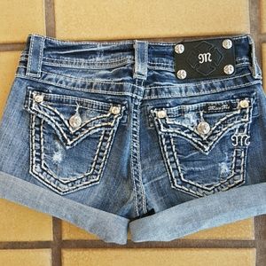 Miss me shorts size 25