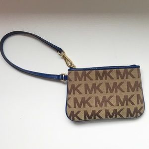 Michael Kors Wristlest/wallet