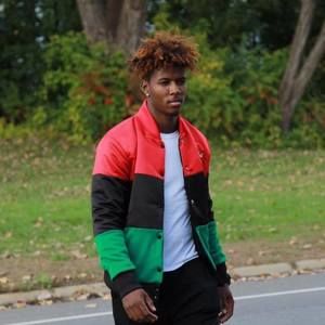 Meet your Posher, Lionel