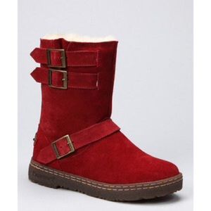 Bearpaw Suede Red Boots! Great Christmas gift!