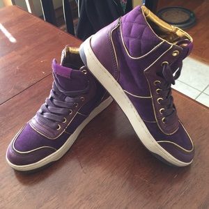 High top tennis shoes