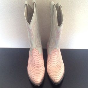 Durango Boots/ Size 9