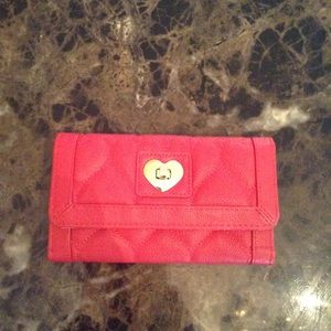 Pink Betsey Johnson wallet. Great condition!