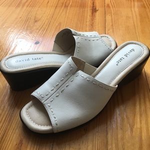 David Tate wedge sandals peep toe Sz 9.5