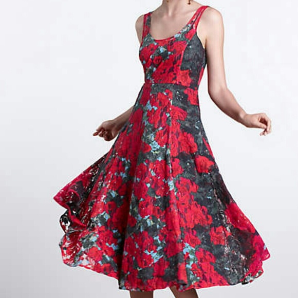 Noisette Lace Dress