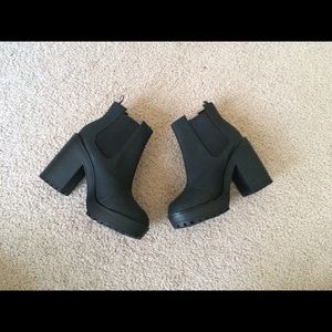 H&M black boots
