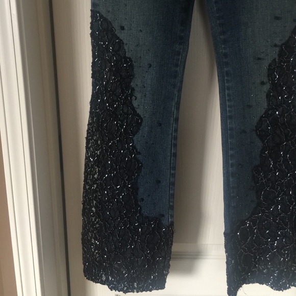 Jeans - Picture 3 of 4