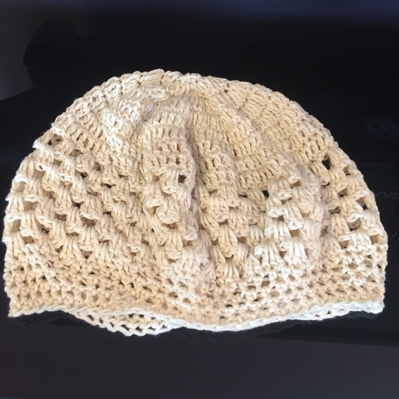 Crochet beanie hat from bp