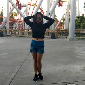 Meet your Posher, Alessandra zoe