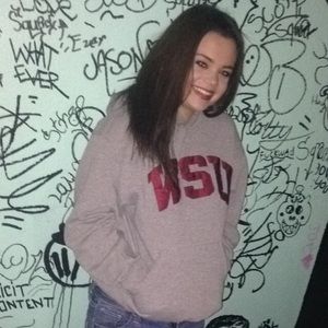 Meet your Posher, Monika