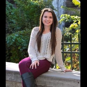 Meet your Posher, Danielle