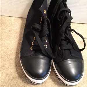 Urban Outfitter BCG Platform Sneakers