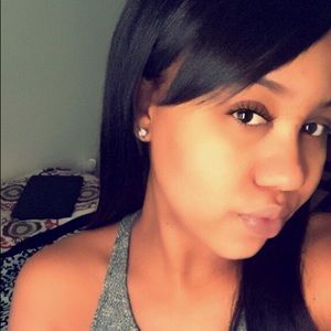 Meet your Posher, Jasmine