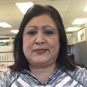 Meet your Posher, Julia