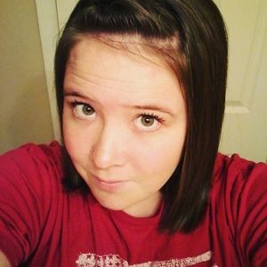 Meet your Posher, Cassandra