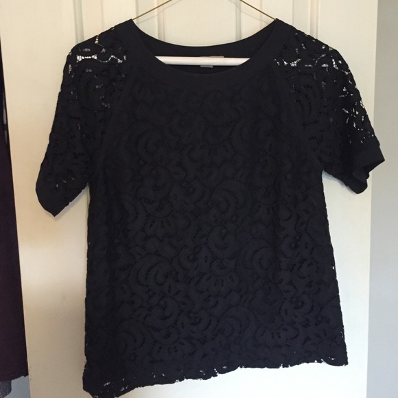 Banana republic lace short sleeve top