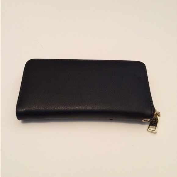 LAST ONE! FINAL💲Black bling wristlet/ wallet - Picture 2 of 3