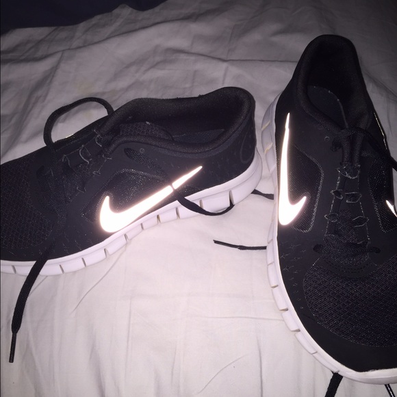 Black Nike Free
