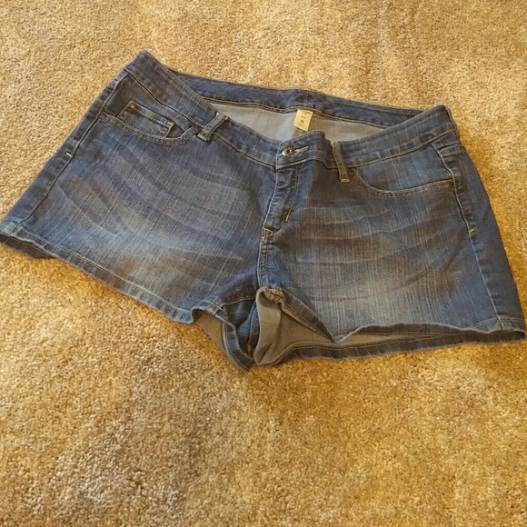 Old navy shorts