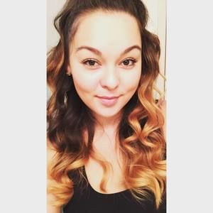 Meet your Posher, Tia