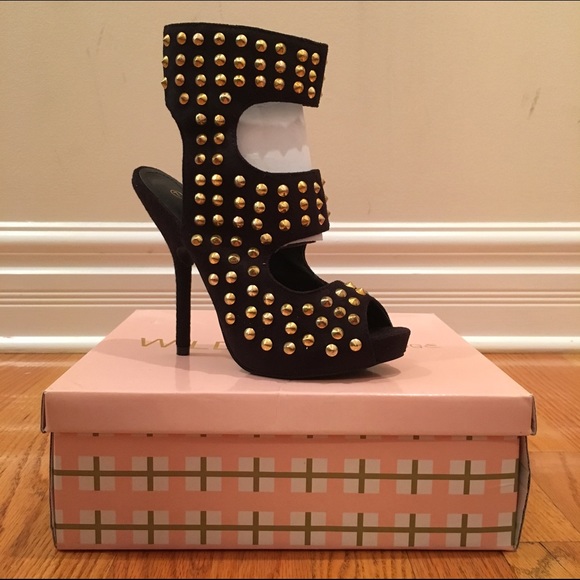 Shoes!!! Brand New - Picture 1 of 1