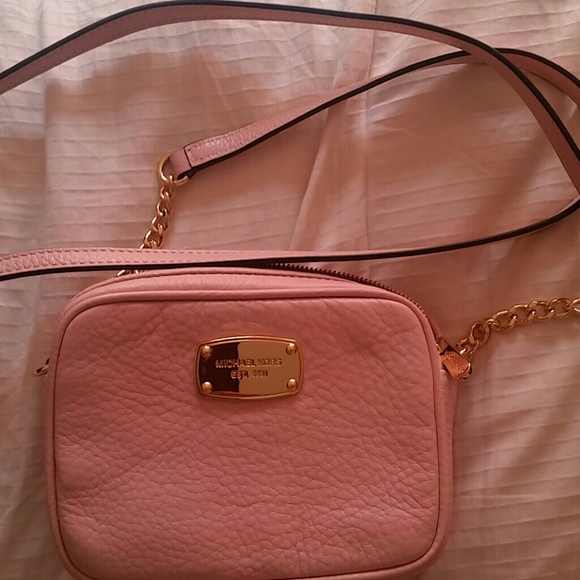 Authentic michael kors crossbody