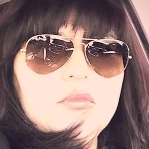 Meet your Posher, Perla