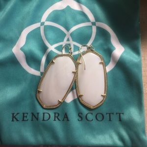 Kendra Scott - White