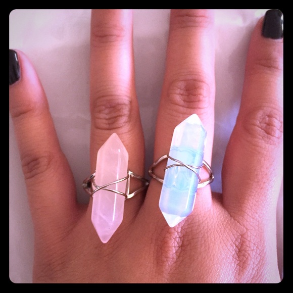 Boutique Jewelry - 🆕Clear stone ring
