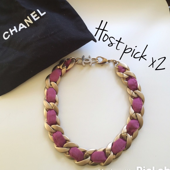 CHANEL Jewelry - Authentic Chanel necklace