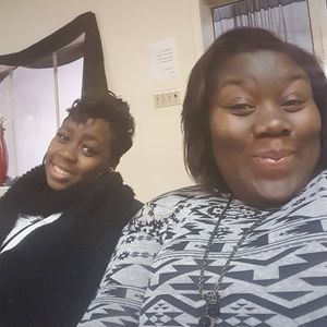 Meet your Posher, Amaris