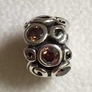🎉SALE🎉💯Authentic Pandora Primrose CZ Charm