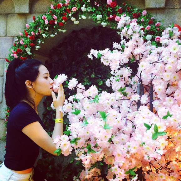 Meet your Posher, Jinny