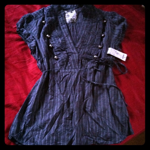 BNWT blue striped top - Picture 1 of 3