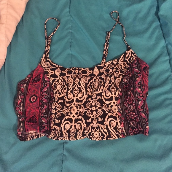 Crop top