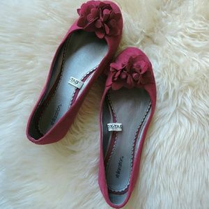 Burgundy flats