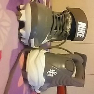 Nike baseball cleats only worn twice!!