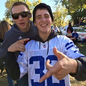 Meet your Posher, Cole