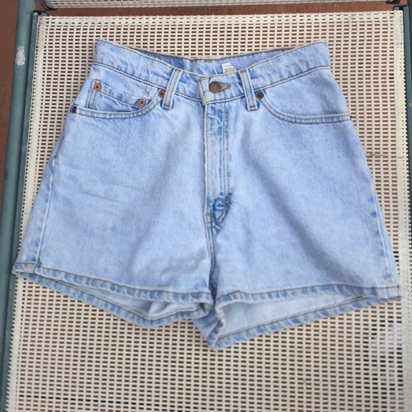 VINTAGE Levi's Light Denim High Waisted Shorts
