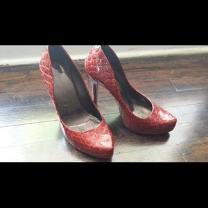 Jessica Simpson Anaconda Pumps