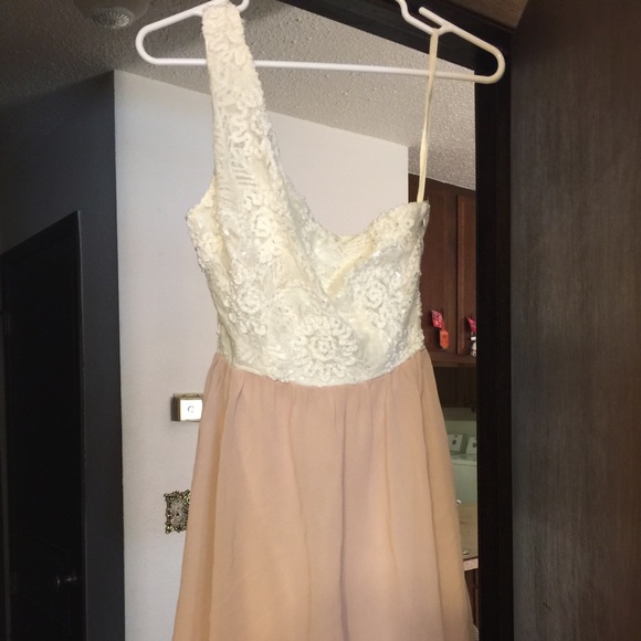 One shoulder dress