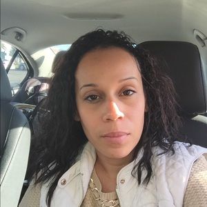 Meet your Posher, Mercedes