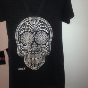 Obey glow in the dark shirt