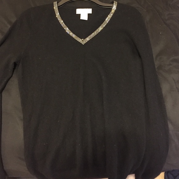 100% Pure Cashmere Sweater With Swarovski Crystals 100% Pure Cashmere Sweater With Swarovski Crystals