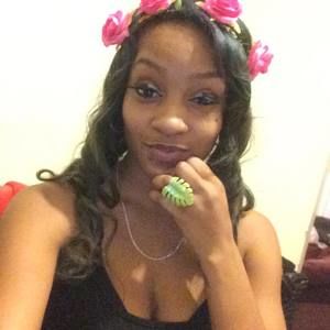 Meet your Posher, Kiara