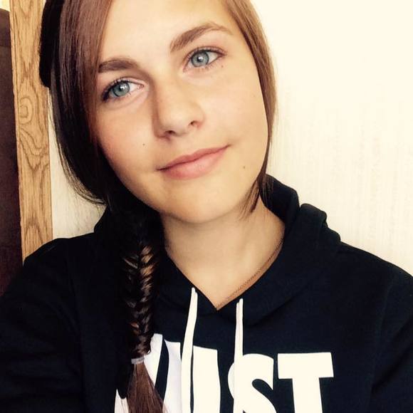 Meet your Posher, Jessica - Picture 1 of 1
