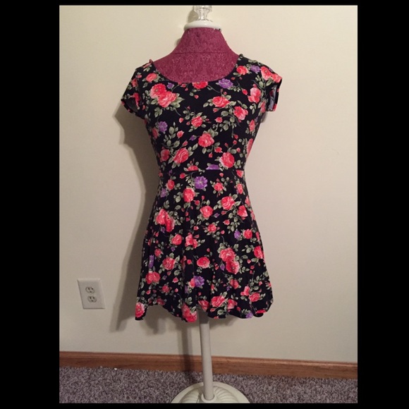 Flora dress