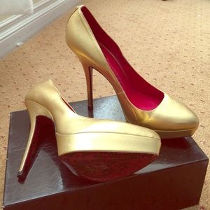 Cesare Paciotti heels