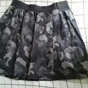 BANANA REPUBLIC Camouflage Skater Skirt