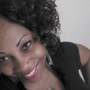 Meet your Posher, Lynette